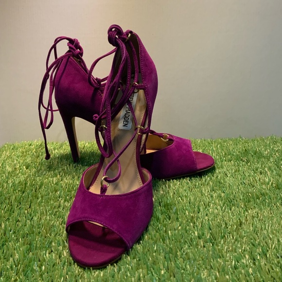 STEVE MADDEN - Never Worn | Fuchsia Lace-Up Sandal Heels in Suede | Size 7.5 - Picture 6 of 8
